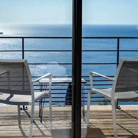 Aquamarine 5 Star Classified With Amazing Sea View فيلة
