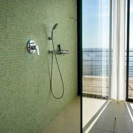 Aquamarine 5 Star Classified With Amazing Sea View فيلة