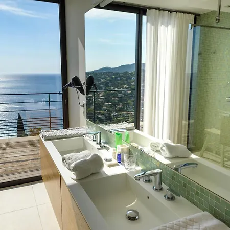 فيلة Aquamarine 5 Star Classified With Amazing Sea View *