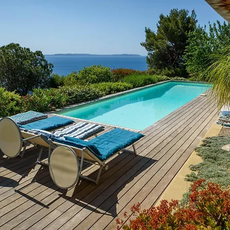 Aquamarine 5 Star Classified With Amazing Sea View فيلة *